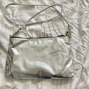FOREVER 21 CROSSBODY